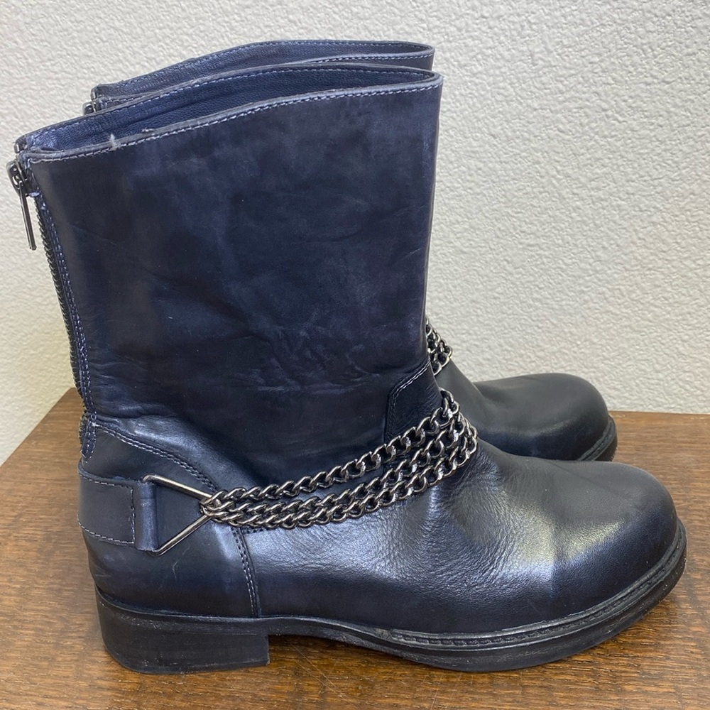 Vintage Foundry Zoey Boots NWOT Size 7.5